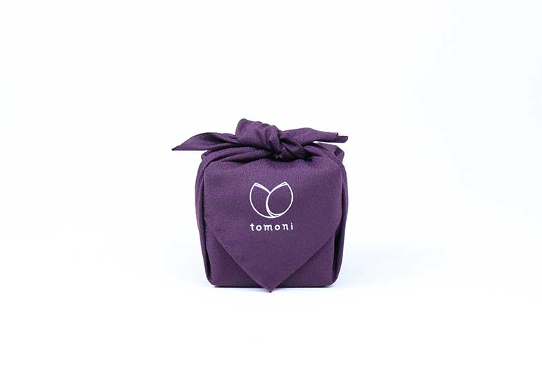 tomoni-kasane